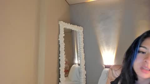 Snapshot of star_sub1 chatting on January 11, 1:59 am star_sub1 online show from January 11, 1:59 am