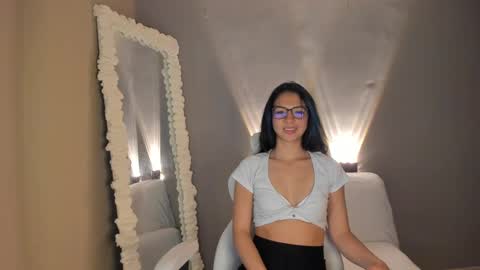 Snapshot of star_sub1 chatting on February 12, 1:19 am star_sub1 online show from February 12, 1:19 am