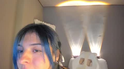 Snapshot of star_sub1 chatting on February 18, 9:42 pm star_sub1 online show from February 18, 9:42 pm