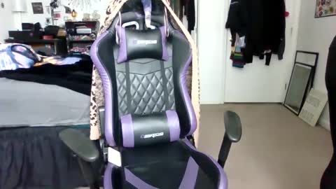 starella___saxxxton online show from February 17, 4:15 pm