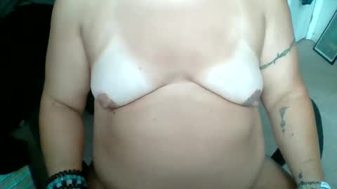 starella___saxxxton online show from September 20, 1:01 pm