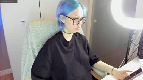 Snapshot of starelli chatting on June 2, 9:06 pm Kate online show from June 2, 9:06 pm