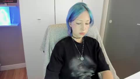 Snapshot of starelli chatting on June 16, 8:44 pm Kate online show from June 16, 8:44 pm