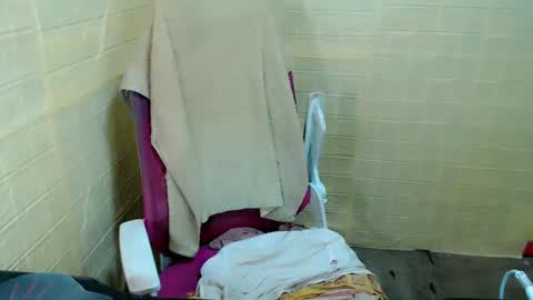 juicyFoxCocky online show from October 13, 5:07 am