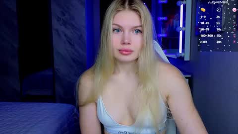 Caroline online show from April 19, 4:45 am