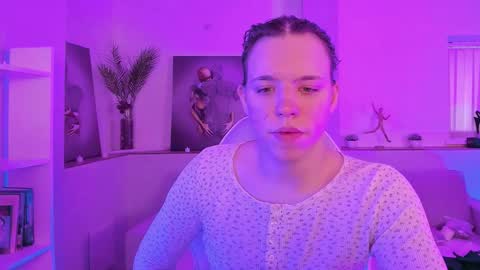 Madison online show from February 25, 2:10 am