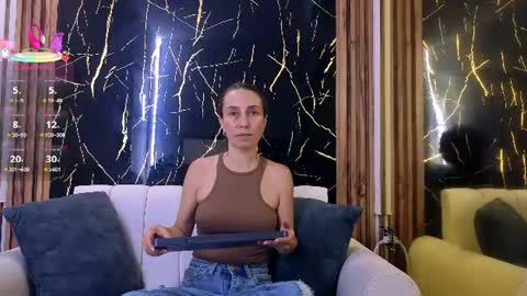 starlight_mature11_aws online show from July 28, 7:50 pm