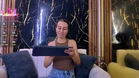 starlight_mature11_aws online show from July 28, 8:52 pm