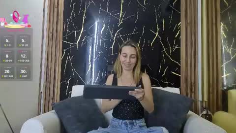 Snapshot of starlight_mature23_aws chatting on July 27, 8:27 pm starlight_mature23_aws online show from July 27, 8:27 pm