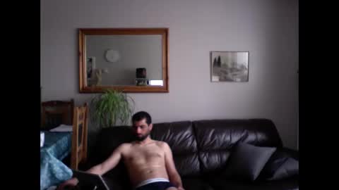Snapshot of starpizzle chatting on May 10, 5:29 pm Starpizzle online show from May 10, 5:29 pm