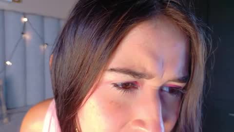 Snapshot of starrmoon__ chatting on March 31, 5:08 am M O O N online show from March 31, 5:08 am