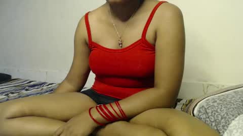 Snapshot of starrywhispers chatting on May 16, 12:04 pm StarryWhispers online show from May 16, 12:04 pm