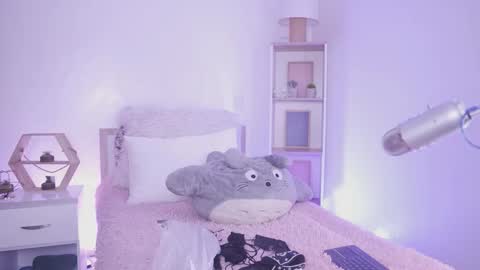 Yoko online show from February 16, 6:26 pm