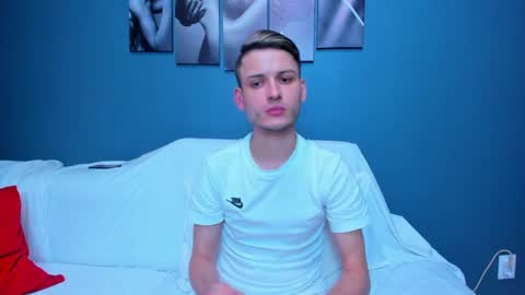 Snapshot of stashott69 chatting on February 18, 5:09 am STAS online show from February 18, 5:09 am