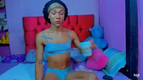 stassiebell online show from February 13, 10:55 am