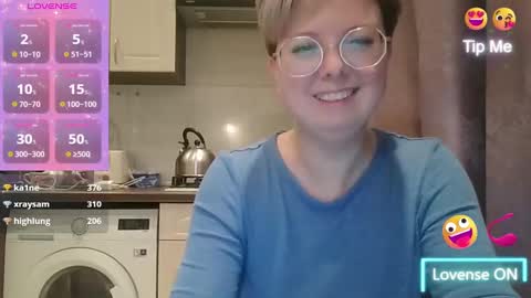 Snapshot of stasya_07 chatting on December 11, 11:10 pm Stasya online show from December 11, 11:10 pm