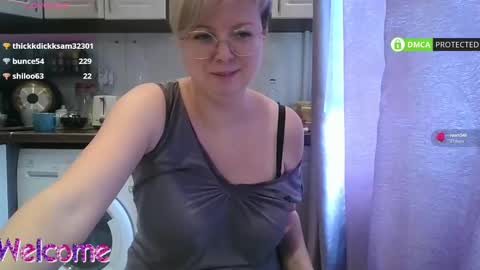 Snapshot of stasya_07 chatting on March 7, 9:40 am Stasya online show from March 7, 9:40 am