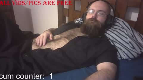 Snapshot of stealthytuna95 chatting on September 13, 12:27 pm mike online show from September 13, 12:27 pm