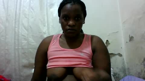 Snapshot of steamy_gal chatting on June 30, 1:17 am steamy_gal online show from June 30, 1:17 am
