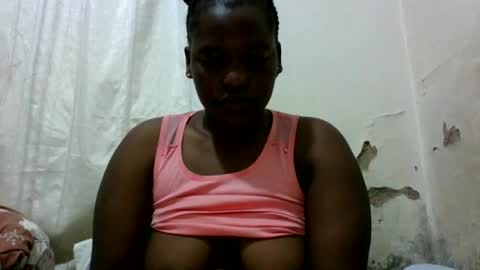 Snapshot of steamy_gal chatting on July 14, 2:27 am steamy_gal online show from July 14, 2:27 am