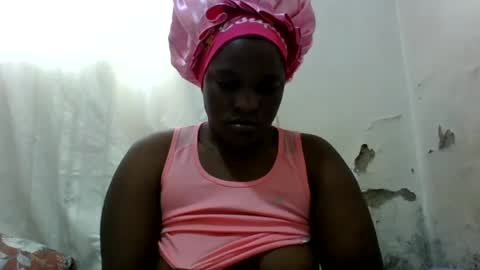 Snapshot of steamy_gal chatting on July 14, 10:43 am steamy_gal online show from July 14, 10:43 am