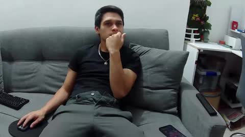 Snapshot of steban_jyj chatting on January 14, 3:12 am Katalleya and Steban online show from January 14, 3:12 am