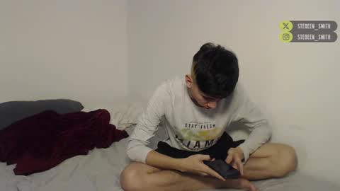 Snapshot of stebeen_smith chatting on December 22, 3:44 am stebeen smith online show from December 22, 3:44 am