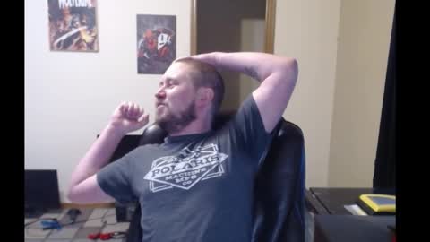 Snapshot of steelsings chatting on December 1, 10:32 pm SteelSings online show from December 1, 10:32 pm