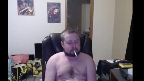 Snapshot of steelsings chatting on December 22, 3:44 am SteelSings online show from December 22, 3:44 am