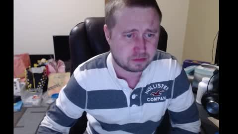 Snapshot of steelsings chatting on January 4, 4:55 am SteelSings online show from January 4, 4:55 am