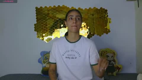 Snapshot of stefa_fit chatting on June 21, 11:46 am Karla online show from June 21, 11:46 am