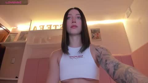 Stefa Gomez  online show from November 1, 11:45 am