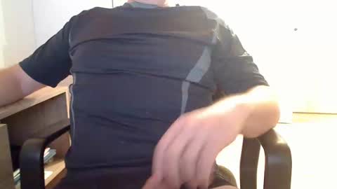 Snapshot of stefan2580 chatting on October 30, 7:21 am Stefan online show from October 30, 7:21 am