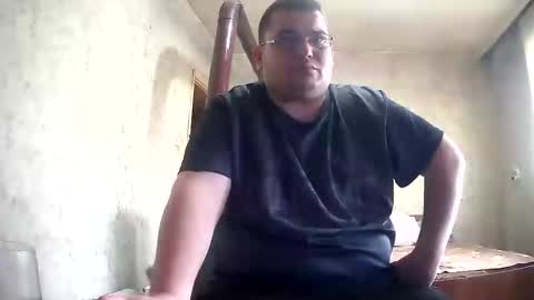 Snapshot of stefan90pt chatting on May 21, 8:21 am Stefan online show from May 21, 8:21 am