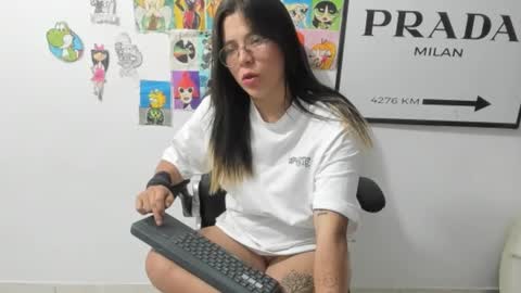 julieth-cancer online show from January 24, 1:13 am