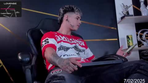 Wonder  online show from February 7, 1:32 pm