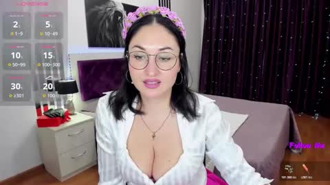 StefanaWinter online show from March 4, 11:27 am