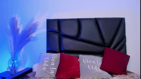 Snapshot of stefania_paz chatting on September 29, 3:33 am Stefania online show from September 29, 3:33 am
