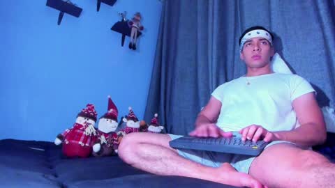 Snapshot of stefann_salvatore chatting on January 15, 12:30 am Stefann Salvatore online show from January 15, 12:30 am