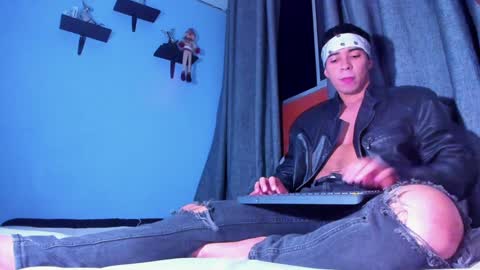 Snapshot of stefann_salvatore chatting on January 20, 1:50 am Stefann Salvatore online show from January 20, 1:50 am