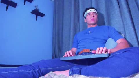 Snapshot of stefann_salvatore chatting on January 25, 9:15 am Stefann Salvatore online show from January 25, 9:15 am