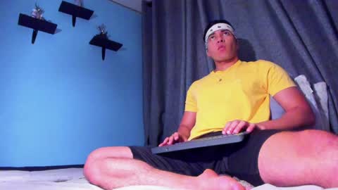 Snapshot of stefann_salvatore chatting on January 31, 1:33 am Stefann Salvatore online show from January 31, 1:33 am