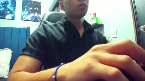 Snapshot of stefann_salvatore chatting on October 14, 3:18 am Stefann Salvatore online show from October 14, 3:18 am