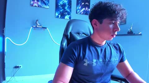 Snapshot of stefann_salvatore chatting on February 6, 8:45 pm Stefann Salvatore online show from February 6, 8:45 pm