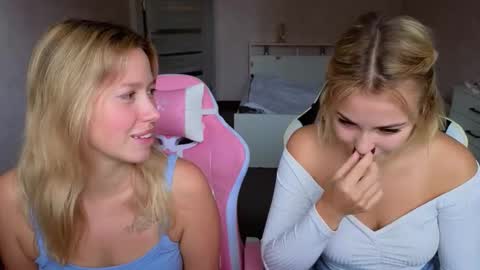 stefany_and_bettany online show from September 24, 12:08 pm