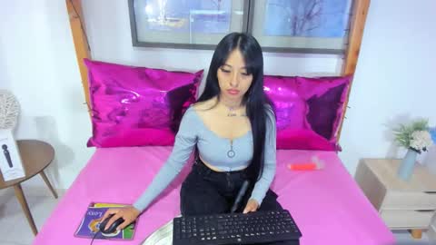 --Estefay-- online show from March 18, 2:47 am