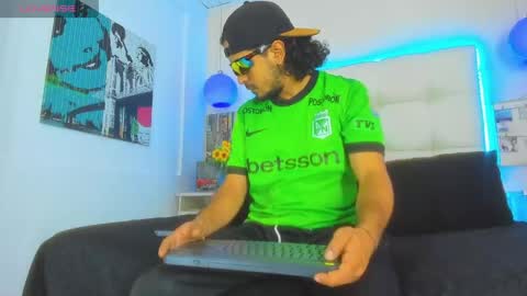 Snapshot of steffanxxll chatting on May 24, 3:17 pm ---steffan--- online show from May 24, 3:17 pm