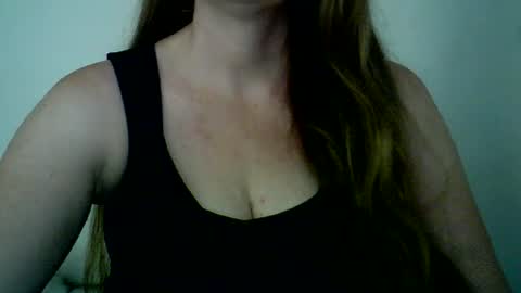Snapshot of stefffa8009 chatting on August 1, 10:14 am stefffa8009 online show from August 1, 10:14 am