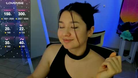 Snapshot of steffi_xo chatting on November 12, 10:30 pm Steffi online show from November 12, 10:30 pm