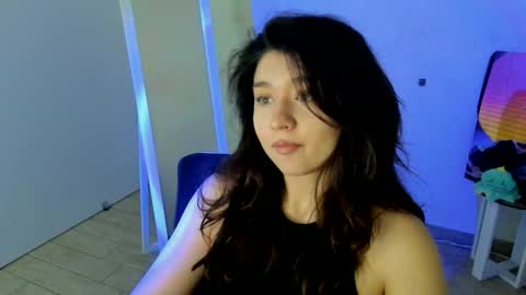 Snapshot of steffi_xo chatting on December 3, 10:52 pm Steffi online show from December 3, 10:52 pm